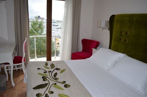 Myla Hotel Tuzla Istanbul Exteriör bild